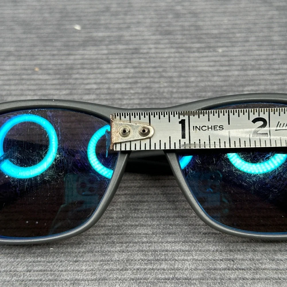 Guess Mens Rectangular Sunglasses Matte Gray Blue Mirrored Lens GU6952